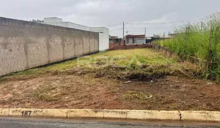 Terreno à venda no bairro Jequitibá I em Ibate - Imperdível!