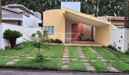 Casa à venda no Condomínio Bosque de São Carlos