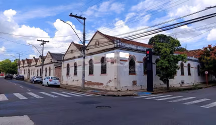 Galpão Industrial no Centro de São Carlos | Alugue Agora!