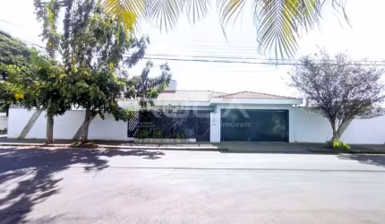 Venda de Casas / Padrão na cidade de São Carlos