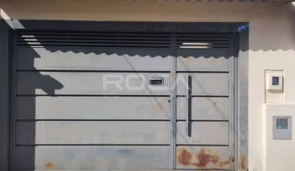 Casa padrão à venda no Cidade Aracy II, São Carlos - 2 dormitórios, garagem coberta e muito mais!