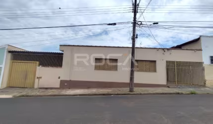 Casa padrão para alugar na Vila Prado, São Carlos com 4 dormitórios