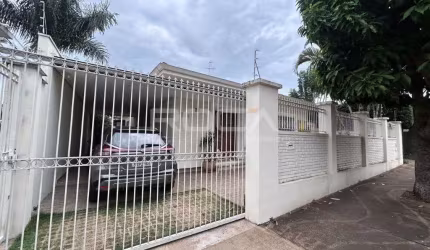 Casa de Alto Padrão à venda no Jardim Macarengo, São Carlos