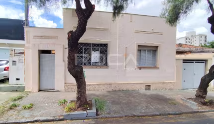 Casa Padrão para Alugar no CENTRO de São Carlos - 4 dormitórios e 2 vagas