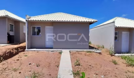 Casa padrão com 2 dormitórios no bairro Dream Santo Antonio, São Carlos