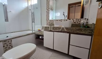 Casa de 3 Dormitórios com Área de Lazer no Parque Santa Felícia Jardim