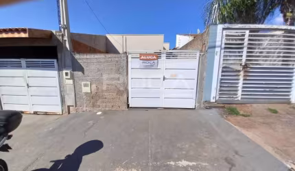 Casa aconchegante com 2 dormitórios no Parque Santa Felícia Jardim em São Carlos