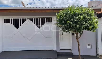 Venda de Casas / Padrão na cidade de São Carlos