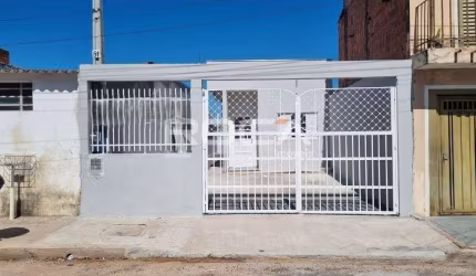 Casa com 2 quartos à venda na Rua Octavio da Silva, 81, Cidade Aracy, São Carlos, 67 m2 por R$ 320.000