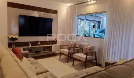 Casa de 4 dormitórios, sendo 1 suíte com área de lazer e churrasqueira à venda na Vila Nossa Senhora de Fátima, São Carlos