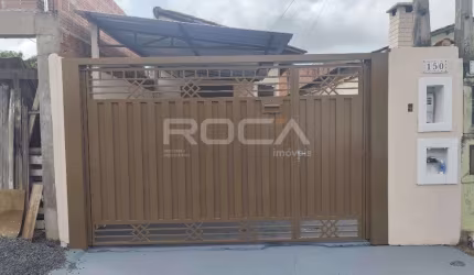 Casa padrão para alugar no bairro Cidade Aracy em São Carlos