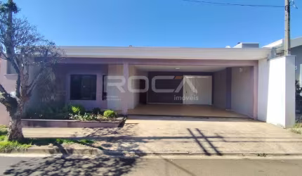 Casa de luxo em condomínio em São Carlos | 3 dormitórios, churrasqueira e mais!