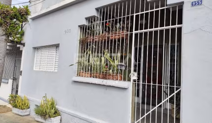 Aluguel de Casa Padrão com 3 Dormitórios na Vila Monteiro, São Carlos