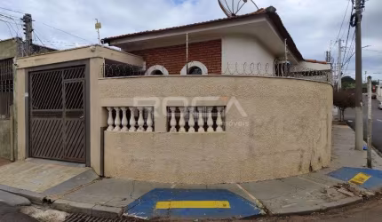 Linda casa de 3 dormitórios para alugar em São Carlos - SILVIO VILARI