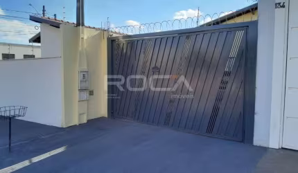 Casa à venda no bairro Loteamento Habitacional São Carlos 1 em São Carlos