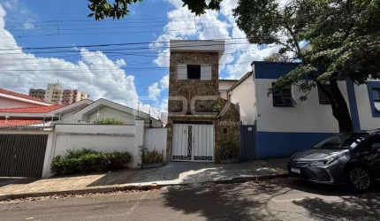 Charmoso sobrado com 2 dormitórios e suíte na Vila Monteiro Gleba I - São Carlos