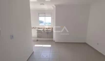 Apartamento Padrão com 1 Dormitório e Armários, Jardim Macarengo, São Carlos