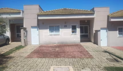 Casa de 3 dormitórios em condomínio à venda em São Carlos