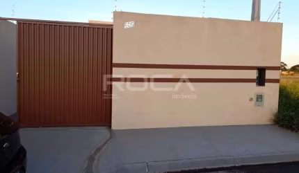 Casa de Luxo com Área de Lazer e Piscina em Água Vermelha - Água Vermelha