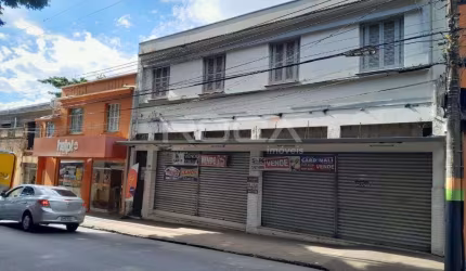Sobrado Comercial à Venda no Centro de São Carlos | 4 Dorms, 3 Banheiros, 2 Cozinhas