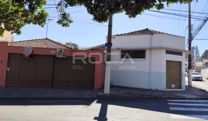 Casa Comercial à venda na Vila São José, São Carlos - 2 dormitórios, garagem coberta