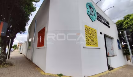 Espaçosa casa comercial para alugar na Vila Monteiro Gleba I em São Carlos