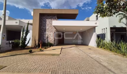 Casa à venda com 3 dormitórios e móveis planejados no Condomínio Village São Carlos IV