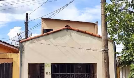 Casa com 5 quartos à venda na Rua Assis Chateaubriand, 50, Jardim Paulistano, São Carlos, 150 m2 por R$ 290.000
