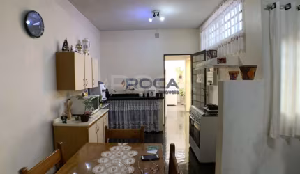 Venda de Casas / Padrão na cidade de São Carlos