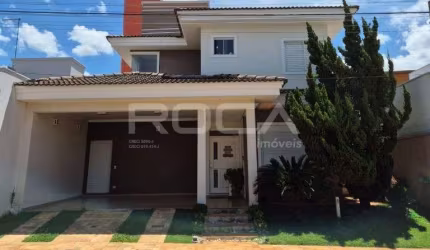 Casa de alto padrão com 3 suítes em São Carlos | Venda e Locação