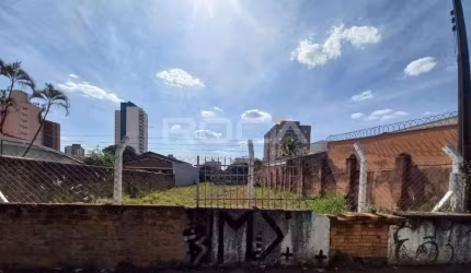 Oportunidade única: Terreno padrão no CENTRO de São Carlos