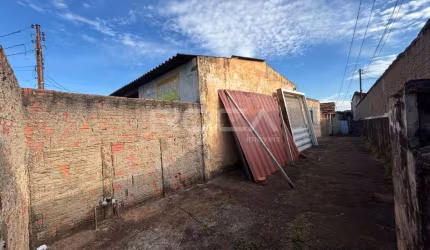 Oportunidade única! Terreno padrão à venda na Vila Marcelino