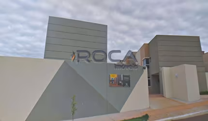 Casa padrão à venda no Jardim Cardinalli, São Carlos - 3 dormitórios, suíte e 2 garagens