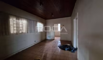 Charmosa casa à venda no Jardim São Carlos, São Carlos!
