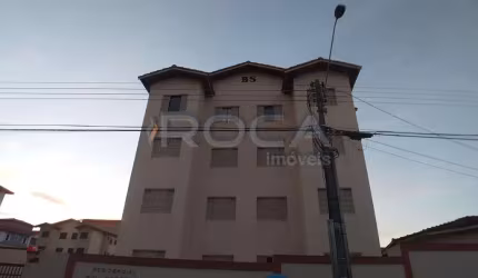 Venda de Apartamentos / Padrão na cidade de São Carlos