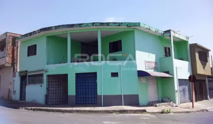 Casa à venda em São Carlos: 5 dormitórios, suíte, garagem e mais