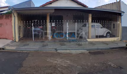 Linda Casa à Venda na Vila Prado, São Carlos - 3 Dormitórios, Suíte e 3 Garagens!