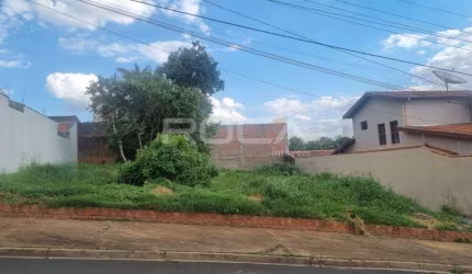 Terreno à venda no bairro Jardim Hikare em São Carlos