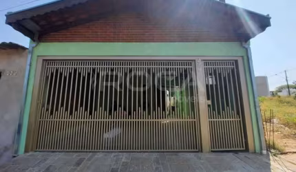 Casa com 3 quartos à venda na Avenida João Dagnone, 229, Loteamento Habitacional São Carlos 1, São Carlos, 130 m2 por R$ 250.000
