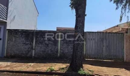 Terreno padrão à venda em Santa Felicia, São Carlos - Com canil