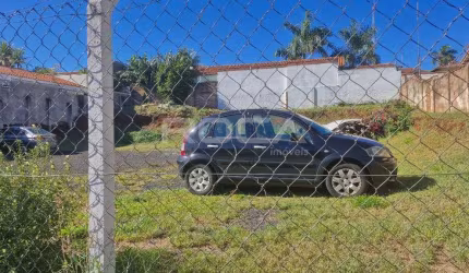 Terreno padrão à venda no Centro de São Carlos com canil