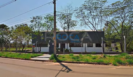 Barracão Comercial em São Carlos - Espaço Moderno e Funcional