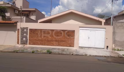 Casa de alto padrão em Cidade Jardim, São Carlos - Oportunidade única!