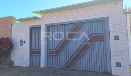 Casa à venda no Jardim das Torres, São Carlos: 3 dormitórios, suíte e 5 garagens