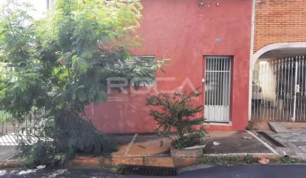 Casa Padrão à venda e locação no Centro de São Carlos - 3 dormitórios