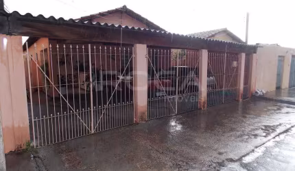 Venda de Casas / Padrão na cidade de São Carlos