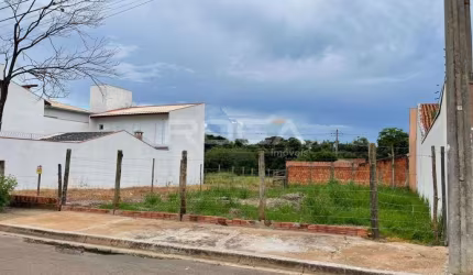 Terreno à venda no Jardim Embaré, São Carlos - Oportunidade única!