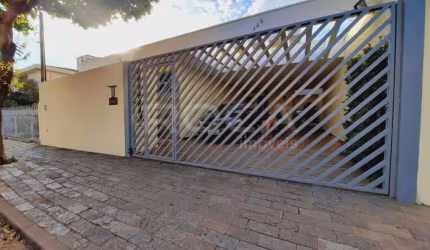 Casa com 4 quartos à venda no Jardim Lutfalla, São Carlos , 310 m2 por R$ 900.000