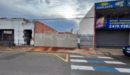 Terreno comercial para alugar na Avenida São Carlos, 657, Centro, São Carlos por R$ 4.445