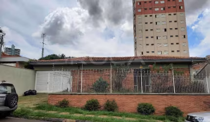 Casa com 3 quartos à venda no Centro, São Carlos , 330 m2 por R$ 1.800.000